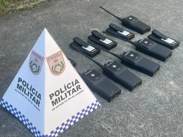Magé: A ação reforça o compromisso da Polícia Militar no combate à criminalidade na região.